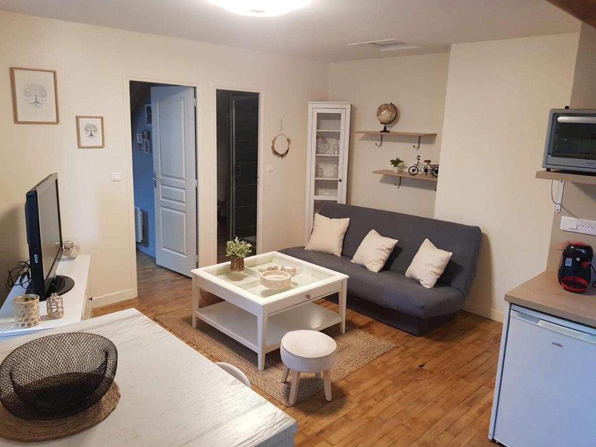 Paisible à Près Du Centre-ville Et De La Gare Avec Netflix Fibre Internet Et Stationnement Gratuit Appartement *