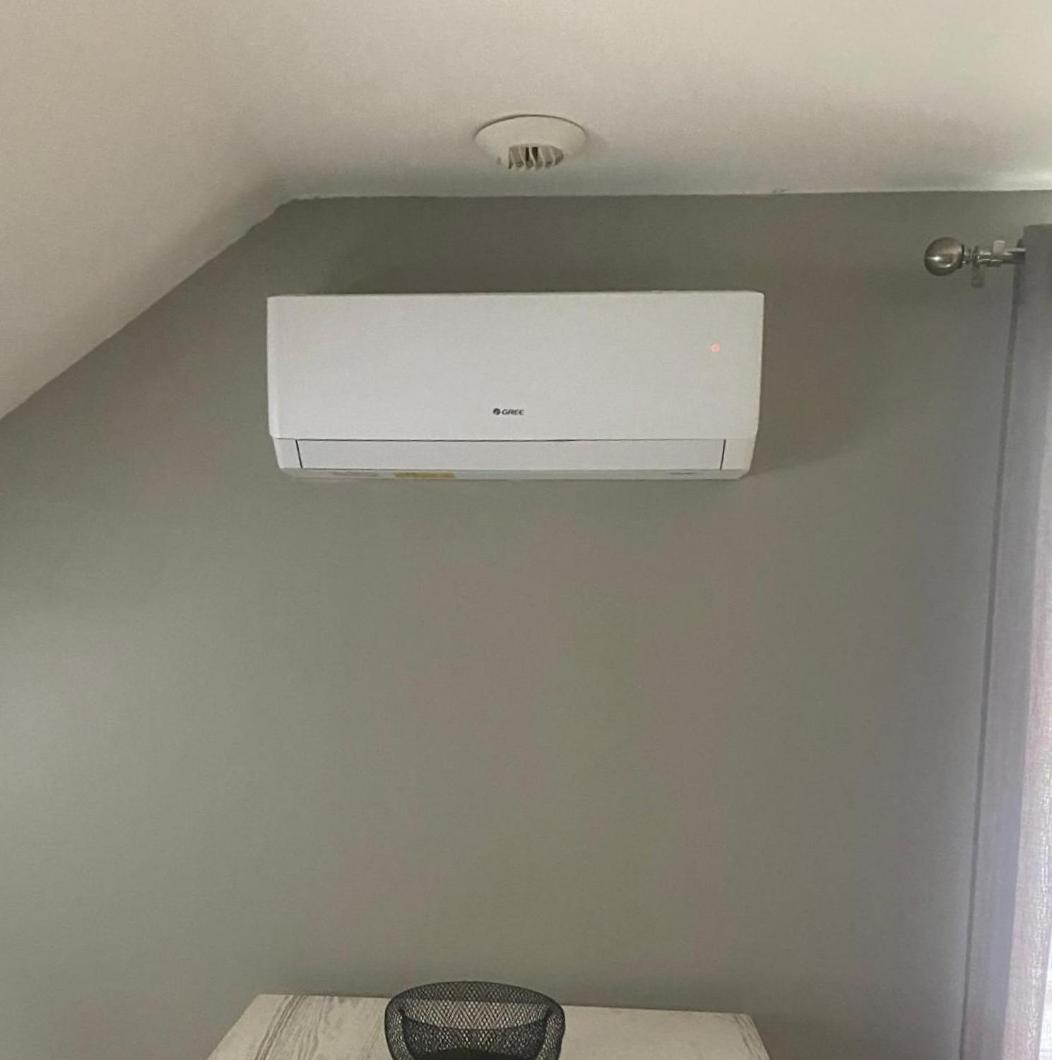 Appartement Paisible à Près Du Centre-ville Et De La Gare Avec Netflix Fibre Internet Et Stationnement Gratuit *